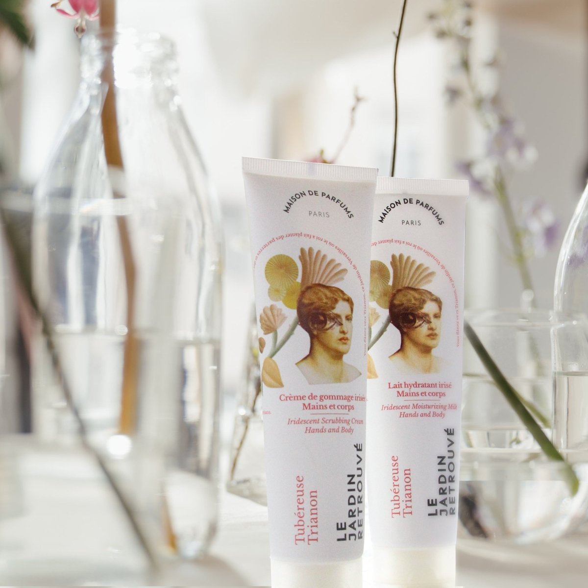 Tubéreuse Trianon Scrub Cream – Gentle & Natural Exfoliation